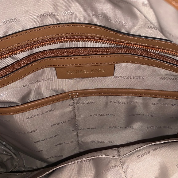 Michael Kors Hobo Bag - Picture 6 of 7